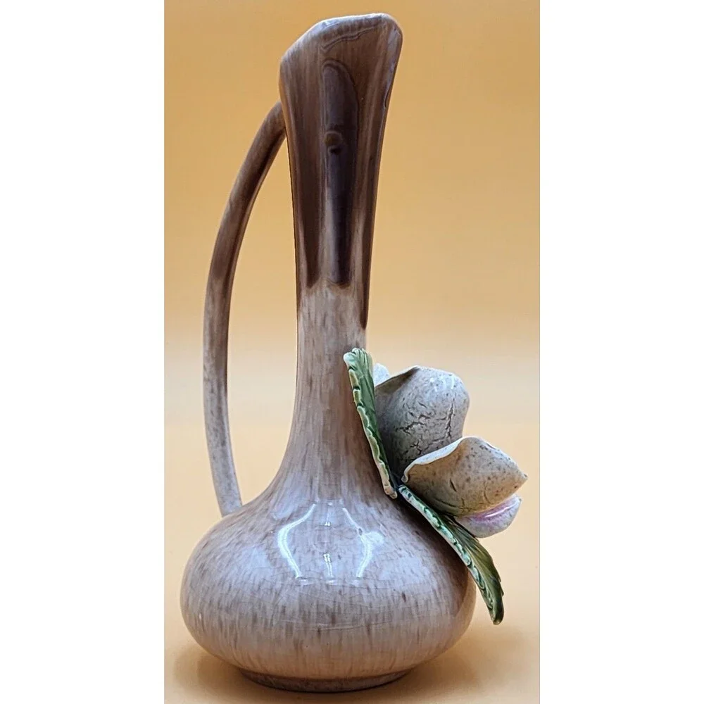 Vintage VEE JACKSON Pottery 7 1/2
